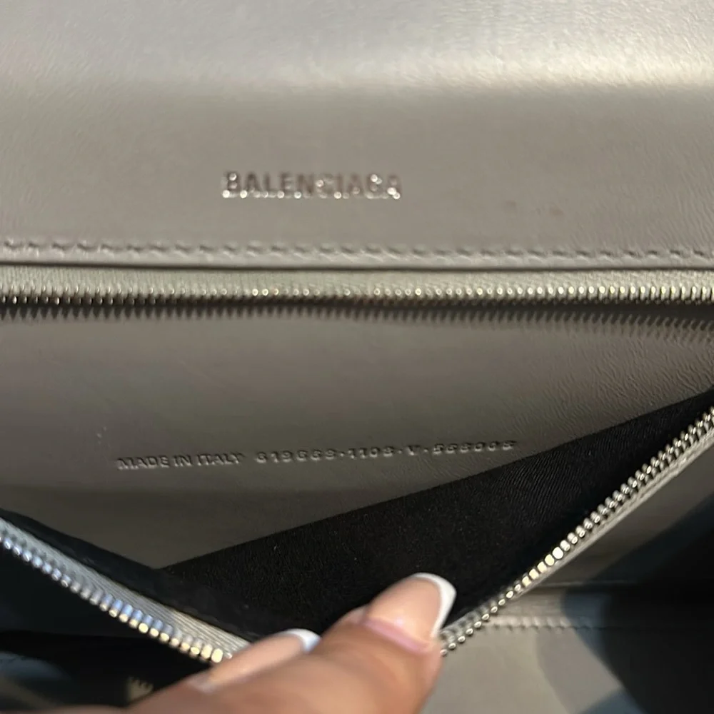 Balenciaga Medium Hourglass Handbag - Picture 8 of 10